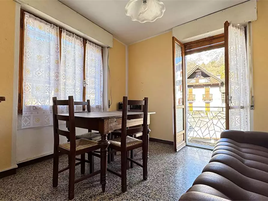 Immagine 5 di Casa indipendente in vendita  in Frazione Mozzio 119 a Crodo