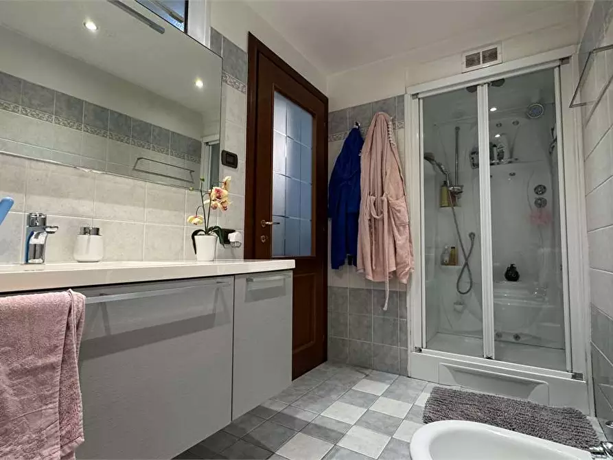 Immagine 24 di Casa indipendente in vendita  in Piazza Matteotti 4 a Beura-Cardezza