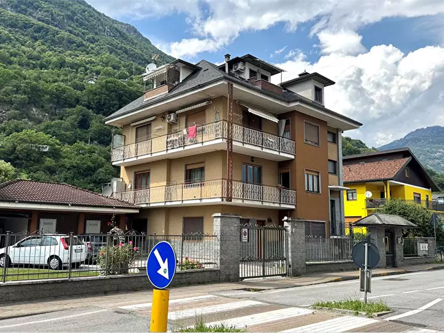 Immagine 1 di Quadrilocale in vendita  in Via Dante Alighieri 88 a Crevoladossola