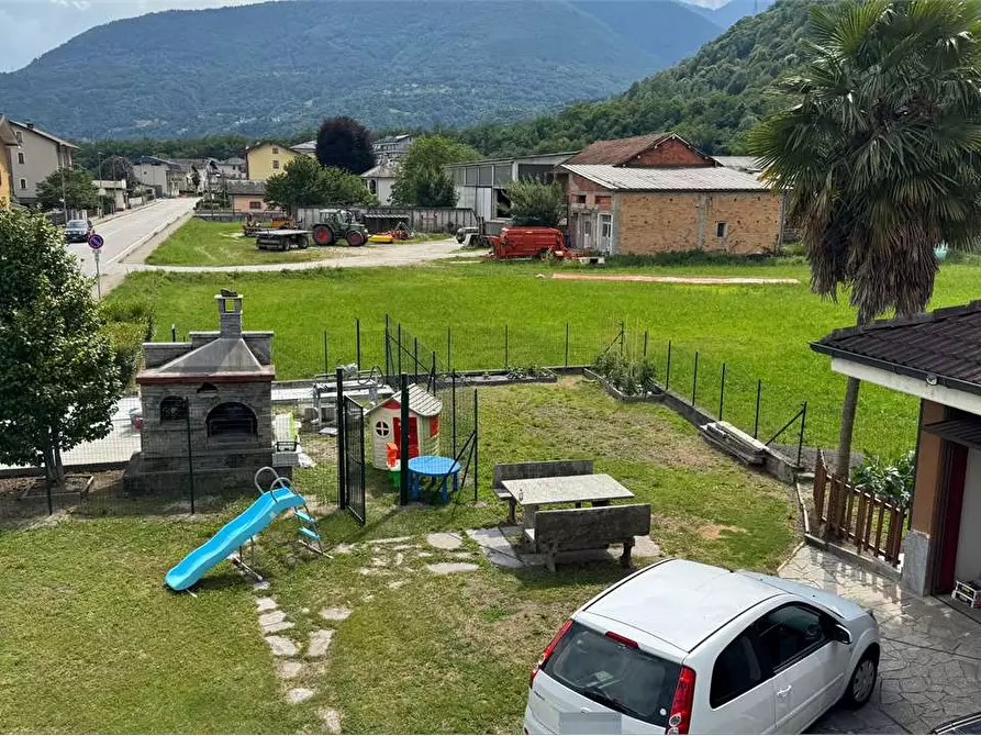 Immagine 15 di Quadrilocale in vendita  in Via Dante Alighieri 88 a Crevoladossola