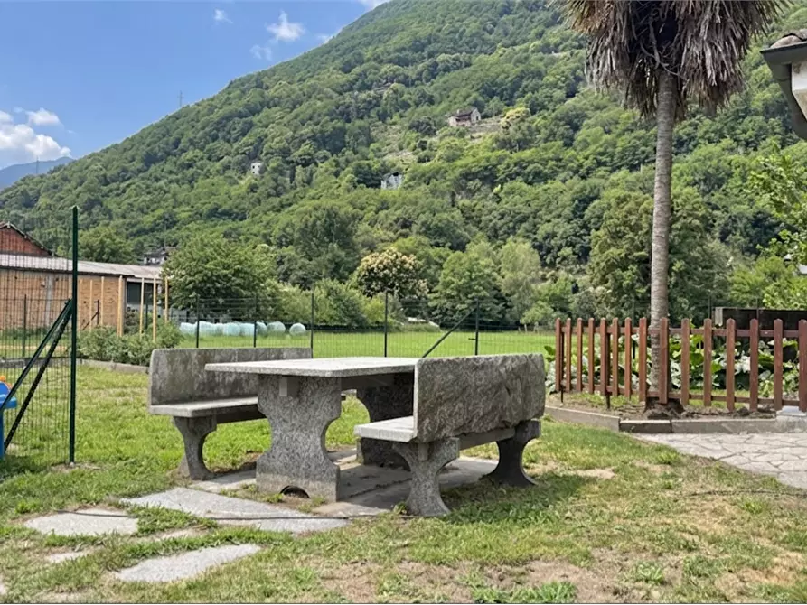 Immagine 16 di Quadrilocale in vendita  in Via Dante Alighieri 88 a Crevoladossola