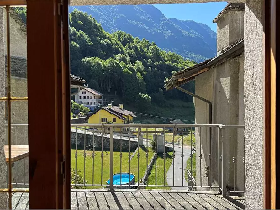 Immagine 11 di Casa indipendente in vendita  in Vicolo Rio Rì 16 a Varzo