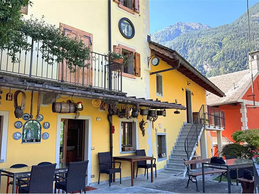 Immagine 3 di Casa indipendente in vendita  in Vicolo Rio Rì 16 a Varzo