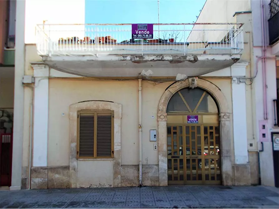 Immagine 1 di Casa indipendente in vendita  in Via Mele 151 a Acquaviva Delle Fonti
