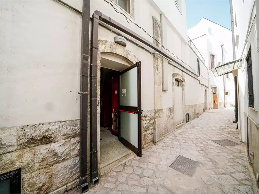 Immagine 8 di Negozio in affitto  in Vico Piazza Garibaldi 2 a Acquaviva Delle Fonti