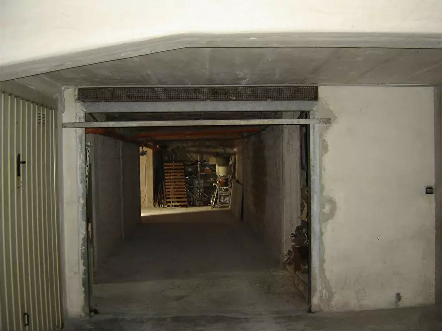 Immagine 4 di Magazzino in vendita  in Via Bonavoglia 31 a Acquaviva Delle Fonti