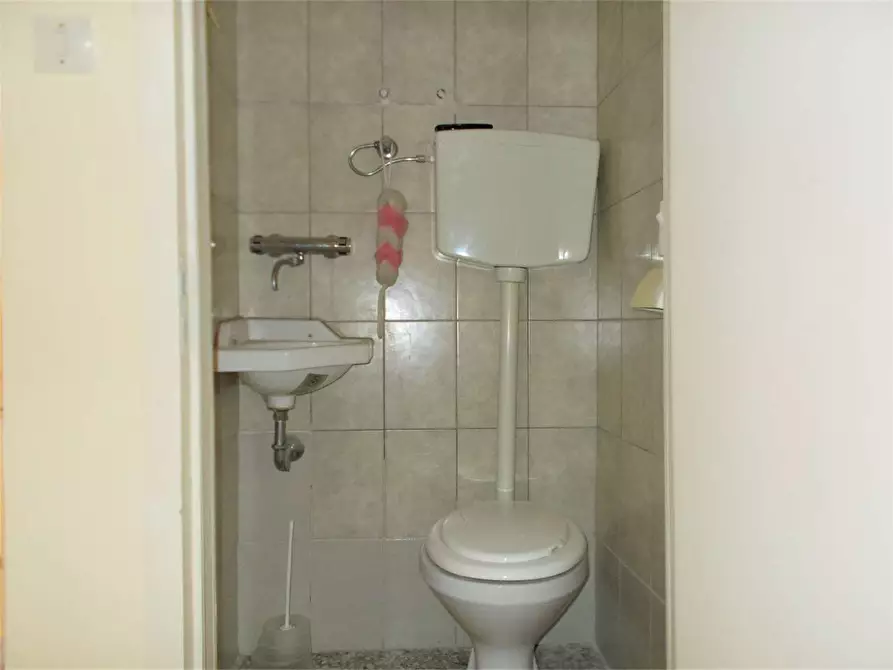 Immagine 9 di Casa indipendente in vendita  in Via Piergentile 26 a Acquaviva Delle Fonti