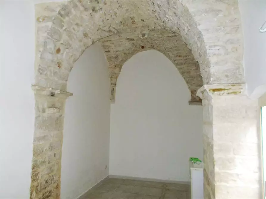 Immagine 15 di Quadrilocale in vendita  a Acquaviva Delle Fonti