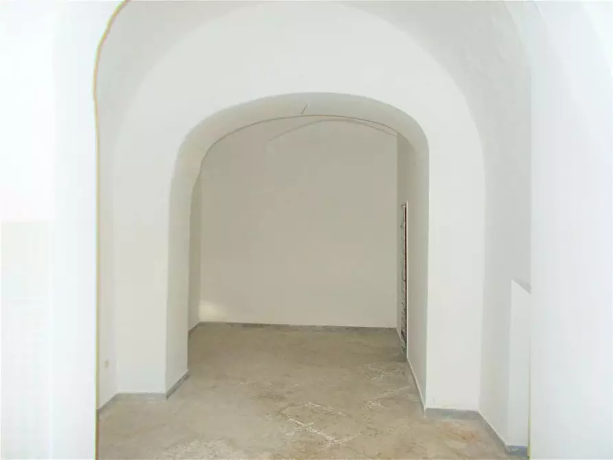 Immagine 18 di Quadrilocale in vendita  a Acquaviva Delle Fonti