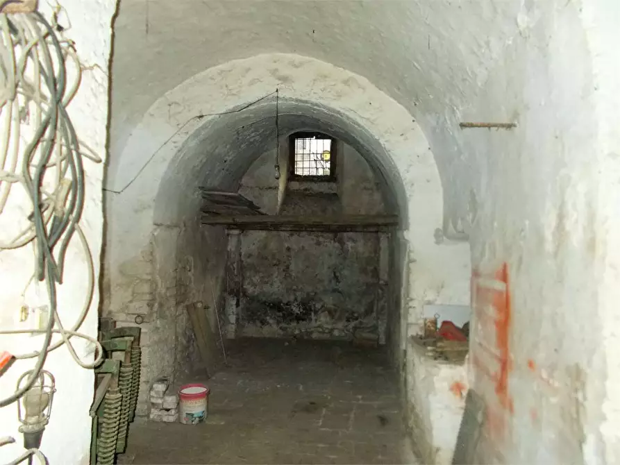 Immagine 8 di Stabile in vendita  in Via Sant'Agostino 26 a Acquaviva Delle Fonti