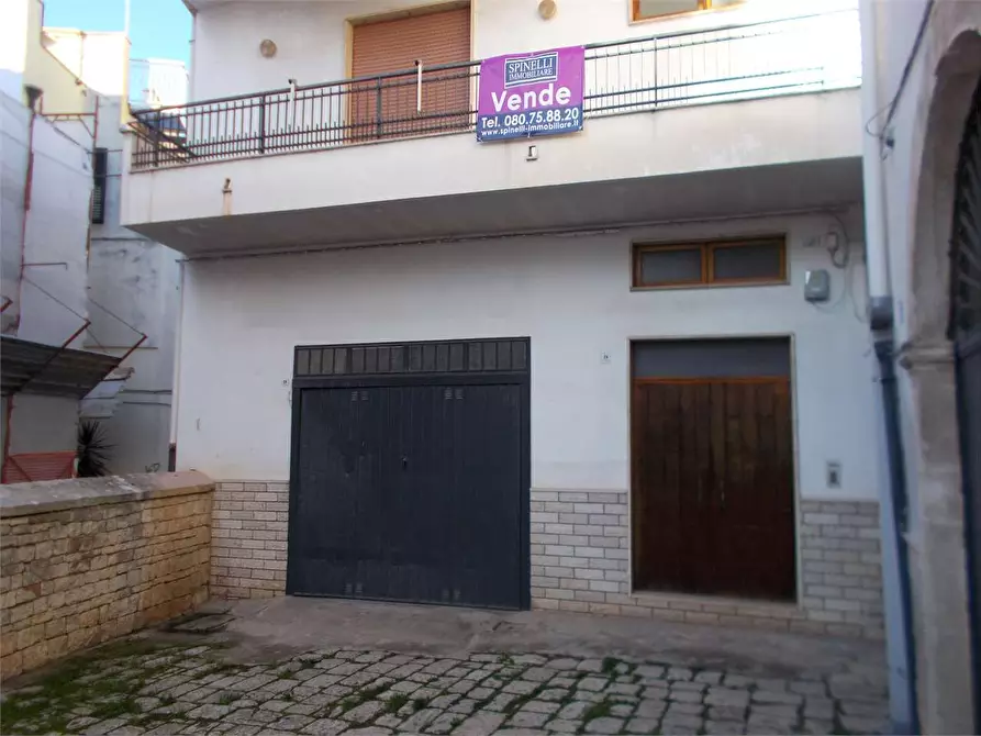 Immagine 5 di Stabile in vendita  in Via Sant'Agostino 26 a Acquaviva Delle Fonti