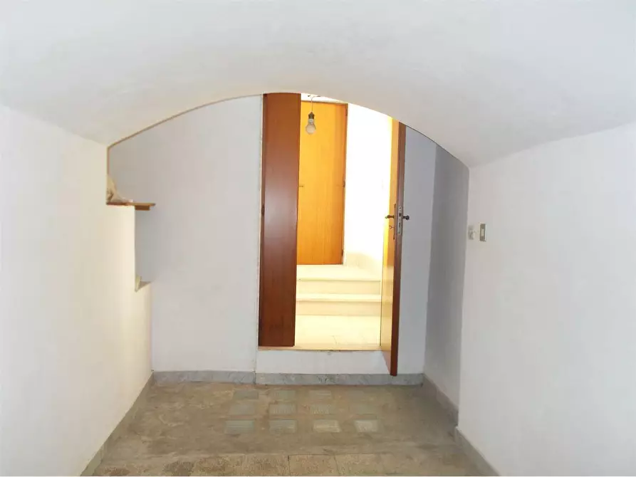 Immagine 19 di Stabile in vendita  in Via Sant'Agostino 26 a Acquaviva Delle Fonti