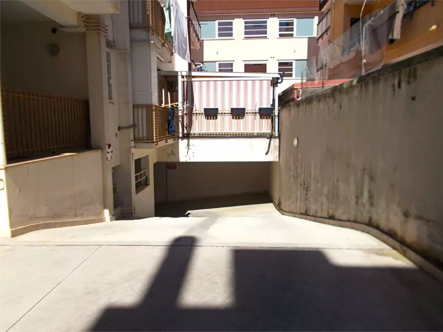 Immagine 3 di Garage in vendita  in Via Salvemini 13 a Acquaviva Delle Fonti