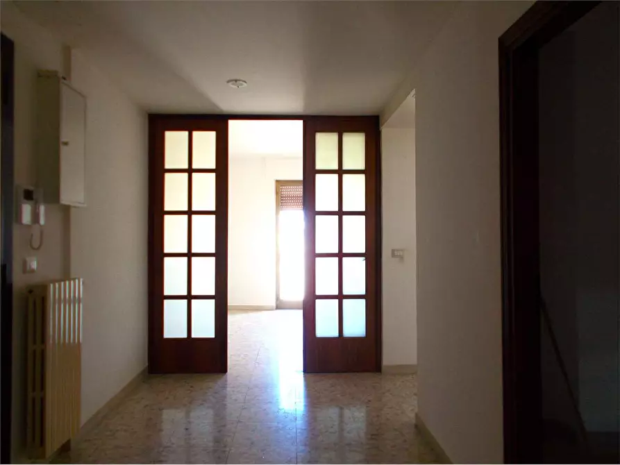 Immagine 2 di Quadrilocale in vendita  in Via  Vitantonio Tria 13 a Acquaviva Delle Fonti