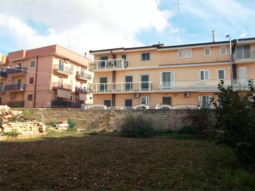 Immagine 2 di Terreno edificabile in vendita  in Via Francesco Guaricci a Acquaviva Delle Fonti