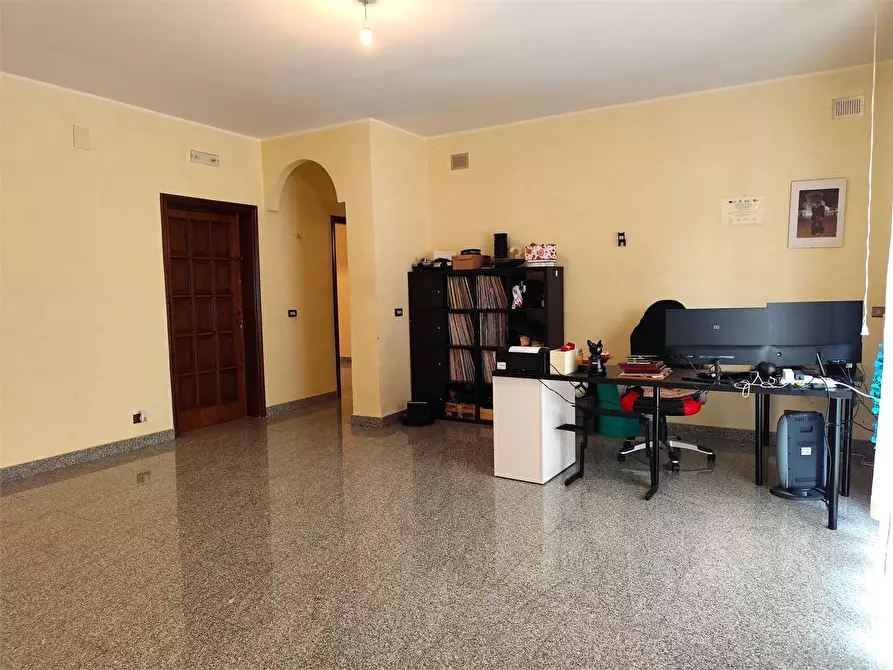 Immagine 4 di Quadrilocale in vendita  in Via Nicola Capozzo 3 a Acquaviva Delle Fonti