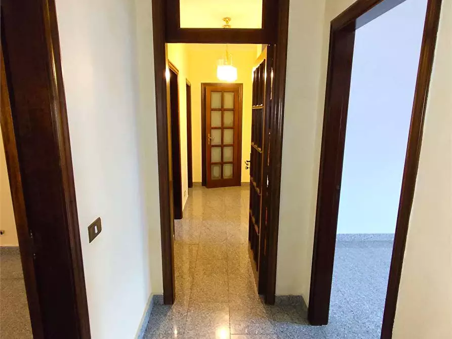 Immagine 13 di Quadrilocale in vendita  in Via Nicola Capozzo 3 a Acquaviva Delle Fonti