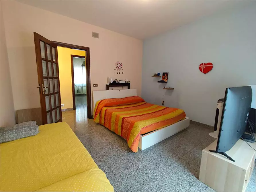 Immagine 14 di Quadrilocale in vendita  in Via Nicola Capozzo 3 a Acquaviva Delle Fonti