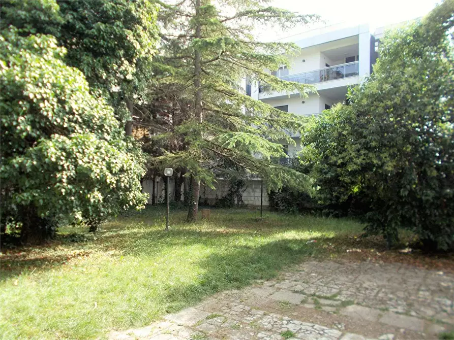 Immagine 16 di Porzione di villa in vendita  in Via Arturo Toscanini 12 a Acquaviva Delle Fonti