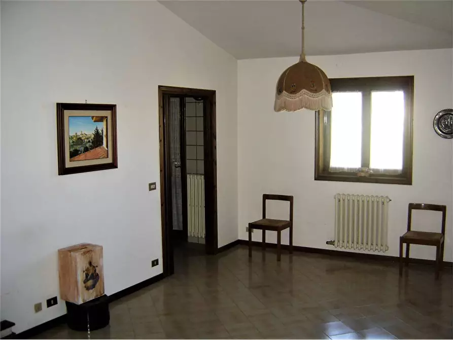 Immagine 14 di Porzione di villa in vendita  in Via Arturo Toscanini 12 a Acquaviva Delle Fonti