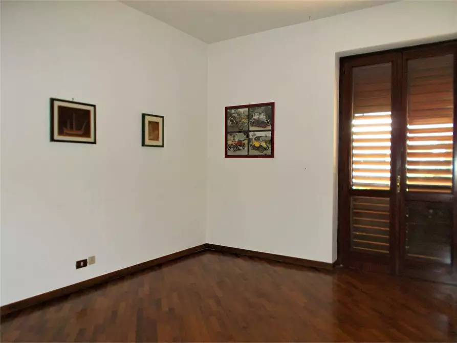 Immagine 11 di Porzione di villa in vendita  in Via Arturo Toscanini 12 a Acquaviva Delle Fonti