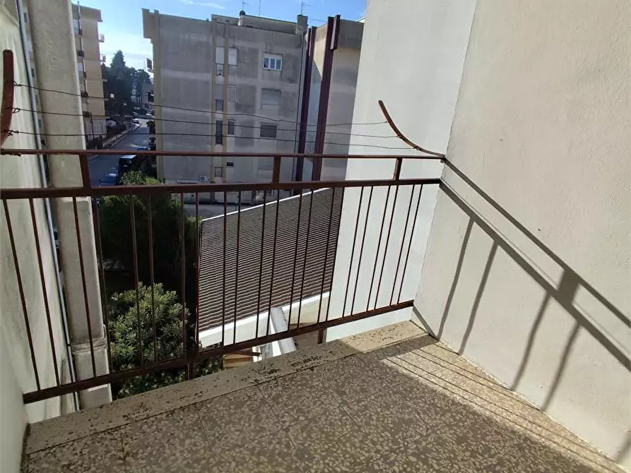 Immagine 18 di Quadrilocale in vendita  in Via Vitantonio Tria 23 a Acquaviva Delle Fonti