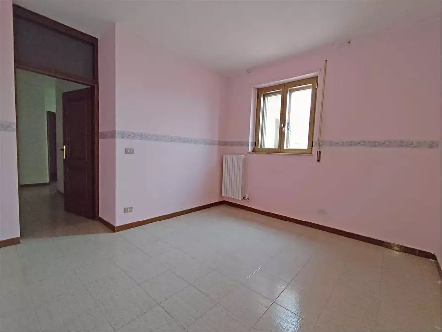 Immagine 14 di Trilocale in vendita  in Piazza Garibaldi 34 a Acquaviva Delle Fonti