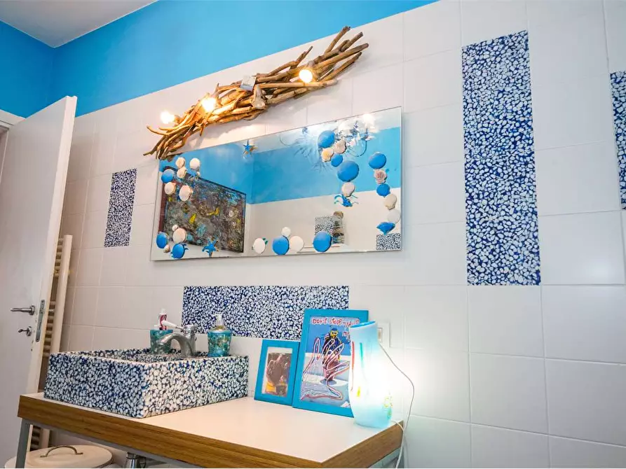 Immagine 20 di Quadrilocale in vendita  in Via Monsignor Laera 206 a Acquaviva Delle Fonti