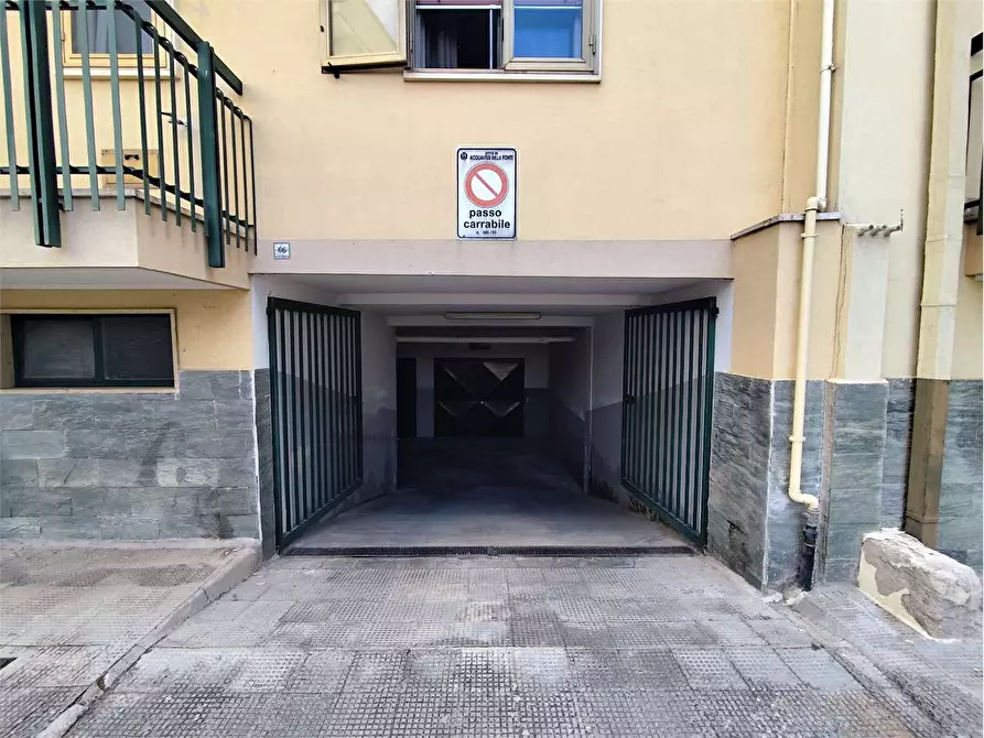 Immagine 17 di Quadrilocale in vendita  in Via Vitantonio Tria 59 a Acquaviva Delle Fonti