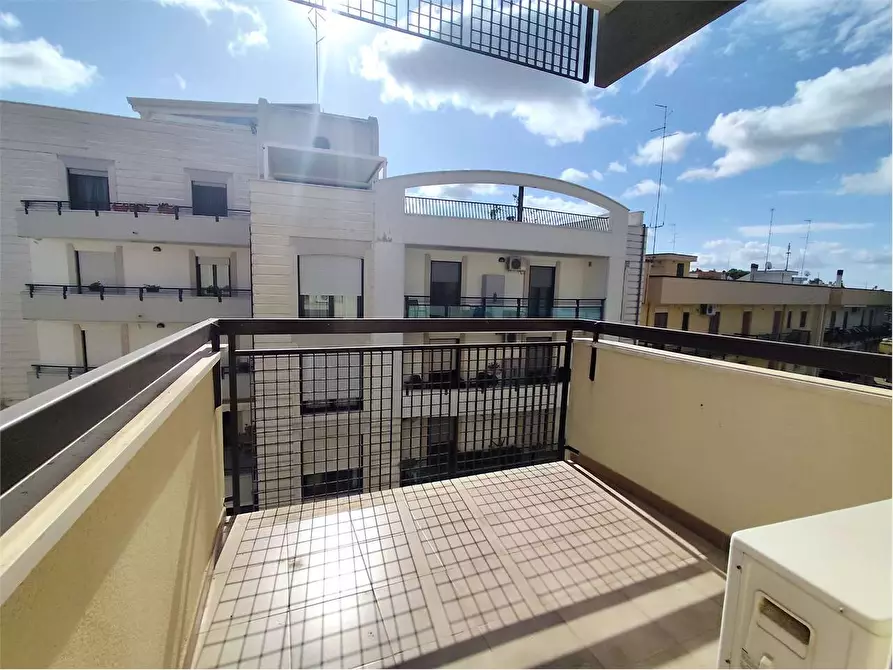 Immagine 8 di Quadrilocale in vendita  in Via Vitantonio Tria 59 a Acquaviva Delle Fonti