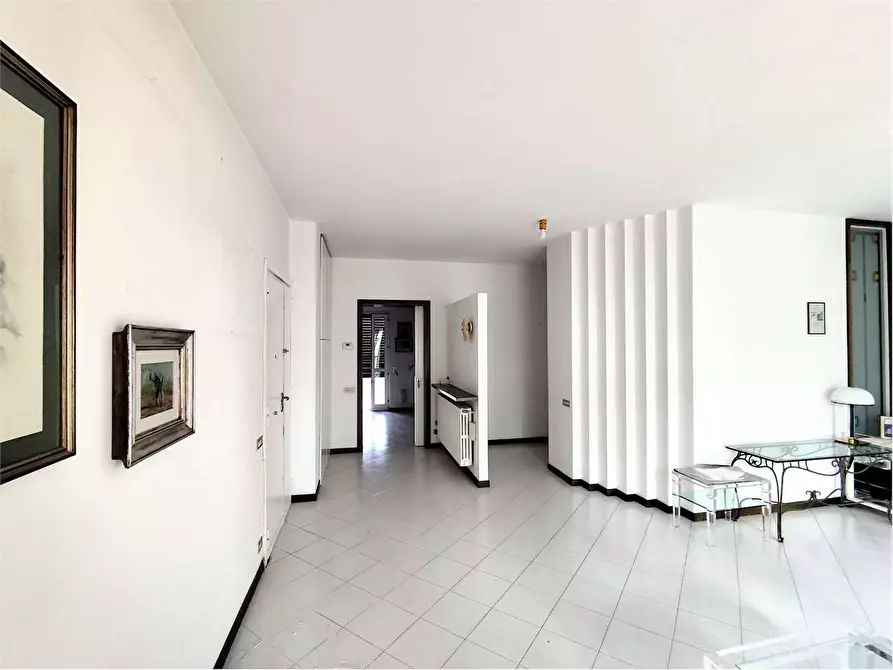 Immagine 5 di Quadrilocale in vendita  in Via Vitantonio Tria 59 a Acquaviva Delle Fonti