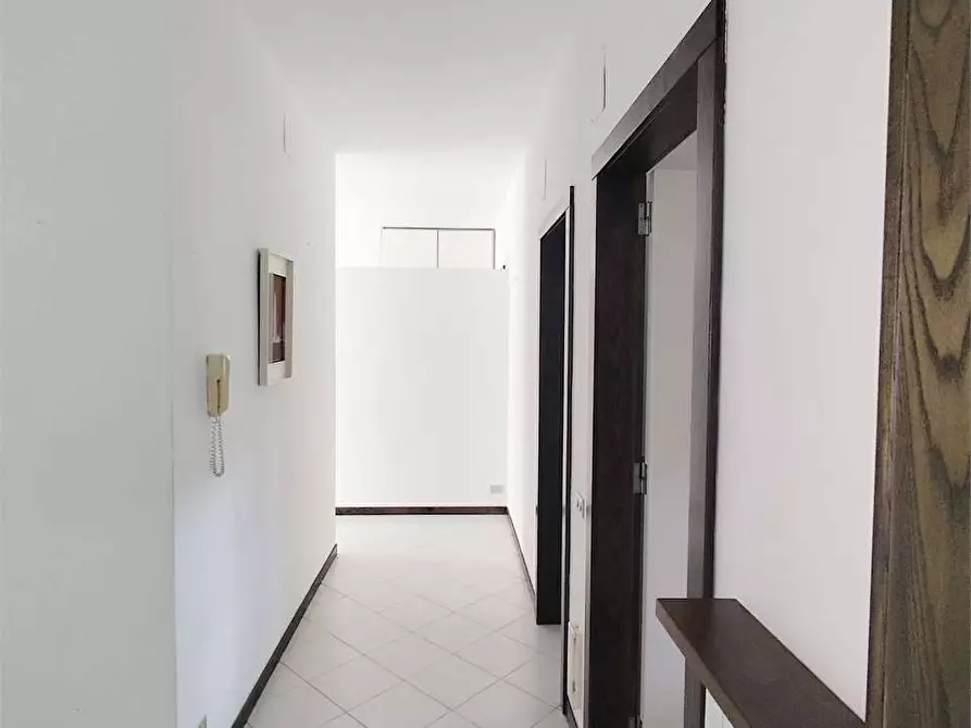 Immagine 11 di Quadrilocale in vendita  in Via Vitantonio Tria 59 a Acquaviva Delle Fonti