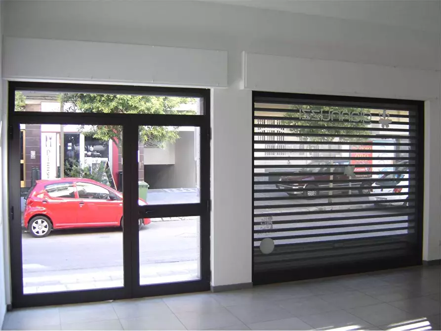 Immagine 2 di Negozio in affitto  in Via Roma 96/B a Acquaviva Delle Fonti