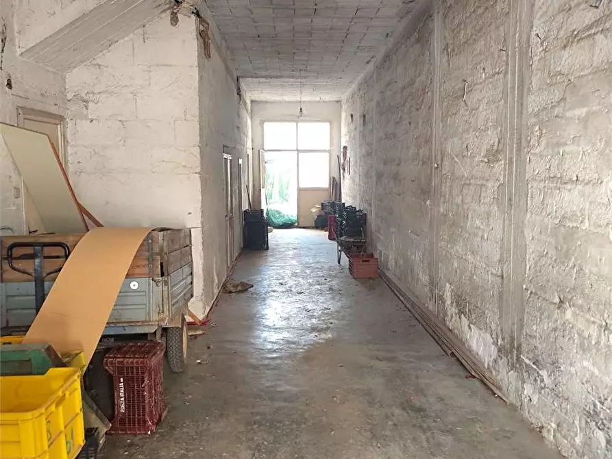 Immagine 14 di Casa indipendente in vendita  in Via Gabriele D'Annunzio 72 a Acquaviva Delle Fonti