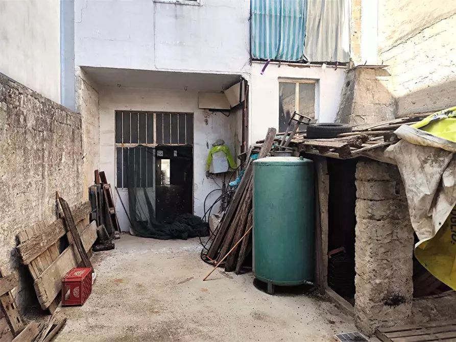 Immagine 15 di Casa indipendente in vendita  in Via Gabriele D'Annunzio 72 a Acquaviva Delle Fonti
