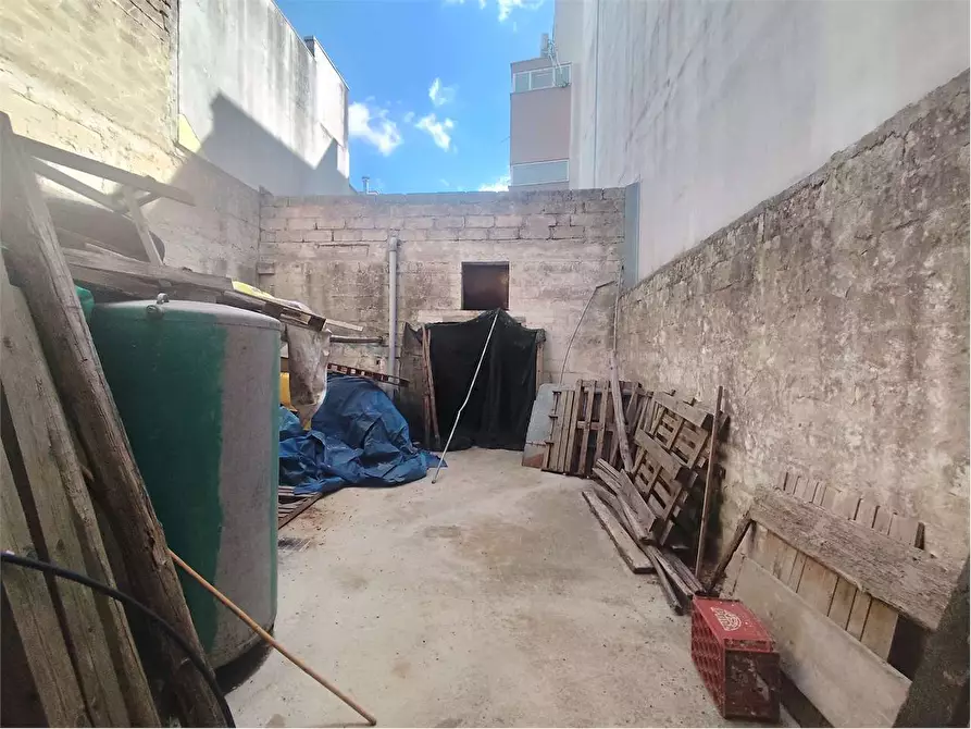 Immagine 16 di Casa indipendente in vendita  in Via Gabriele D'Annunzio 72 a Acquaviva Delle Fonti