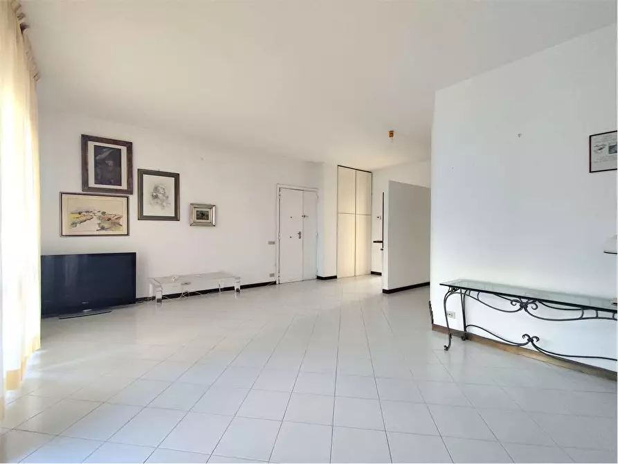 Immagine 1 di Quadrilocale in vendita  in Via Vitantonio Tria 59 a Acquaviva Delle Fonti