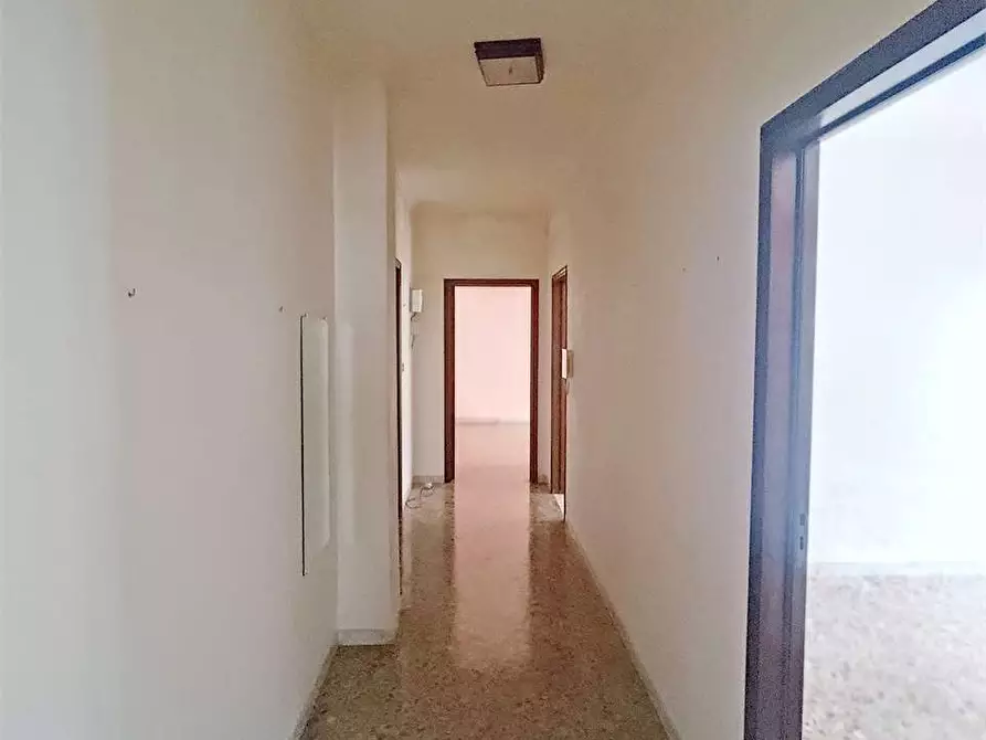 Immagine 8 di Trilocale in vendita  in Via De Nittis 4 a Acquaviva Delle Fonti