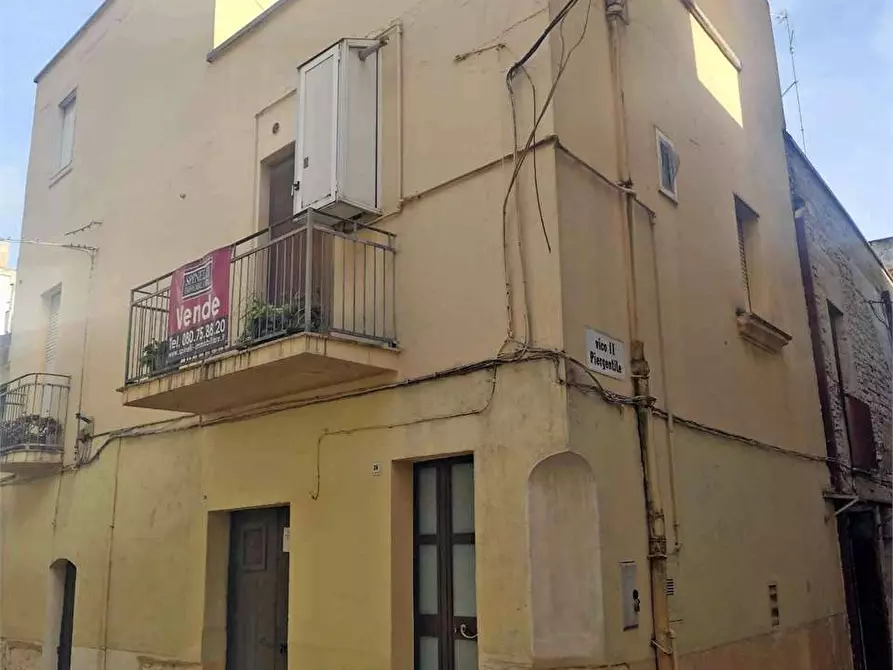 Immagine 1 di Casa indipendente in vendita  in Via Piergentile 26 a Acquaviva Delle Fonti