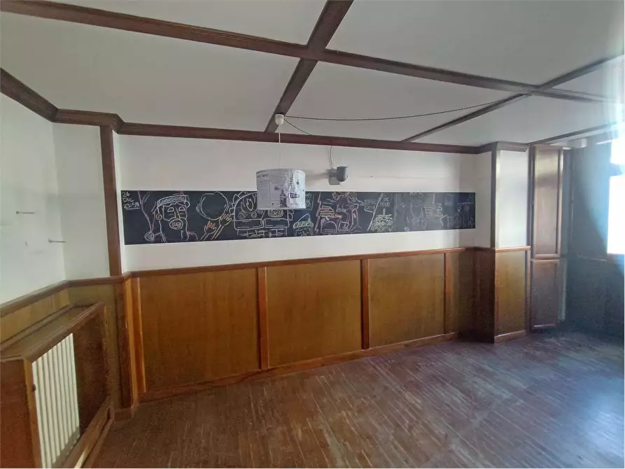 Immagine 9 di Negozio in affitto  in Via Nicola Scalera 21 a Acquaviva Delle Fonti