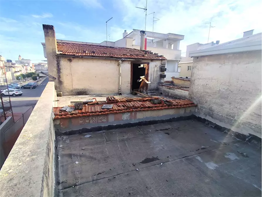 Immagine 9 di Casa indipendente in vendita  in Piazza Galileo Galilei 28 a Cassano Delle Murge