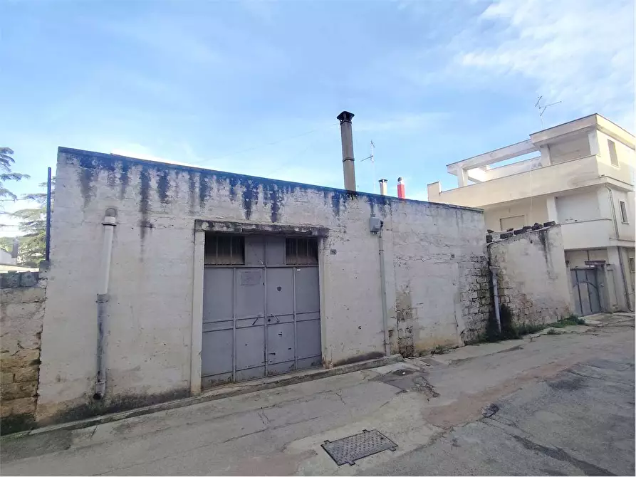 Immagine 1 di Casa indipendente in vendita  in Piazza Galileo Galilei 28 a Cassano Delle Murge