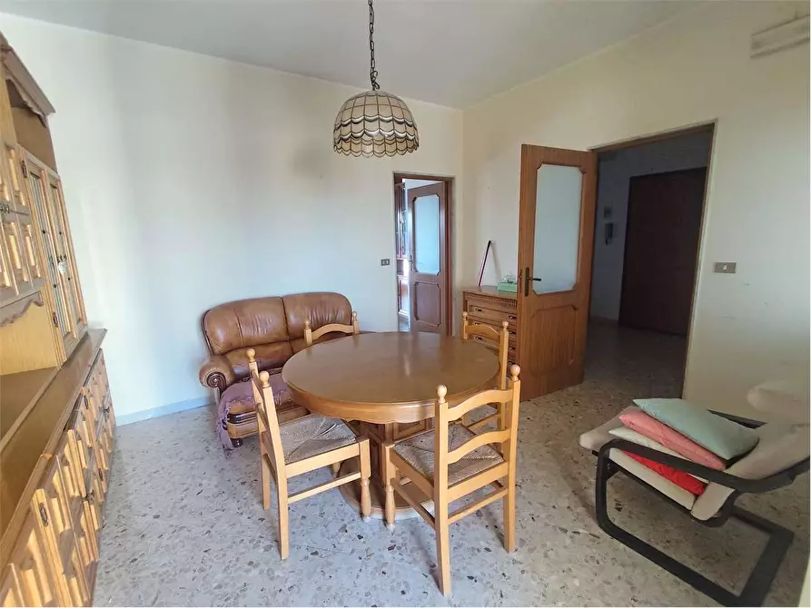 Immagine 8 di Quadrilocale in vendita  in Via Vito Luciani 8 a Acquaviva Delle Fonti