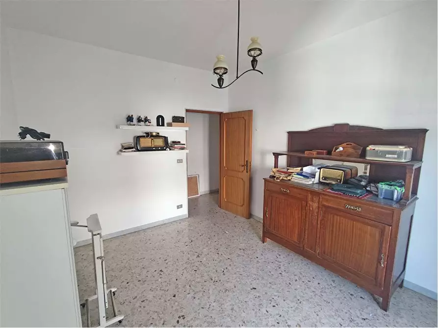 Immagine 13 di Quadrilocale in vendita  in Via Vito Luciani 8 a Acquaviva Delle Fonti