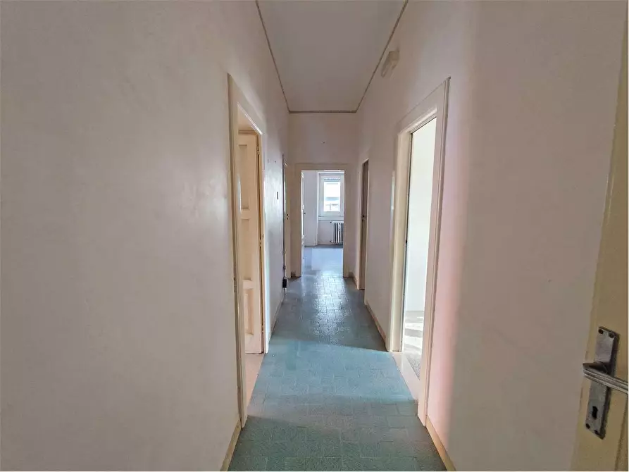 Immagine 4 di Trilocale in vendita  in Via Don Cesare Franco 71 a Acquaviva Delle Fonti