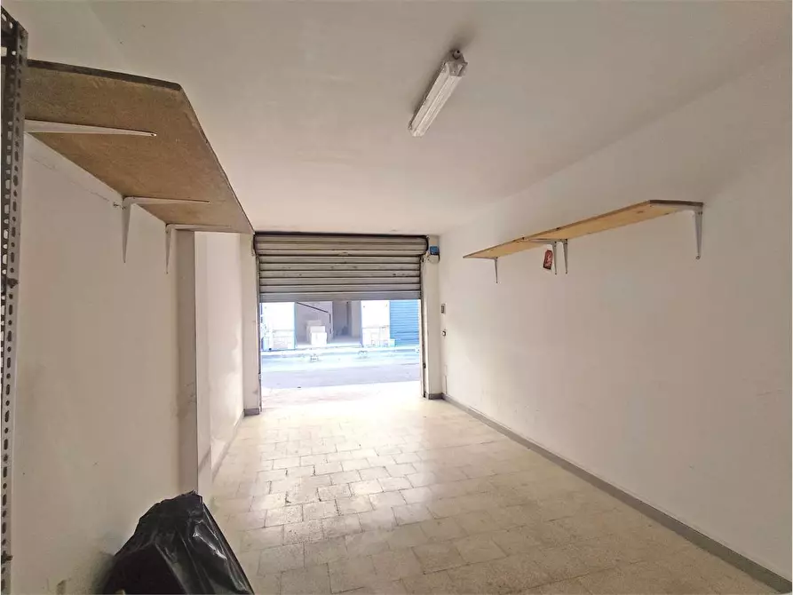 Immagine 18 di Trilocale in vendita  in Via Gaetano Salvemini 19 a Acquaviva Delle Fonti