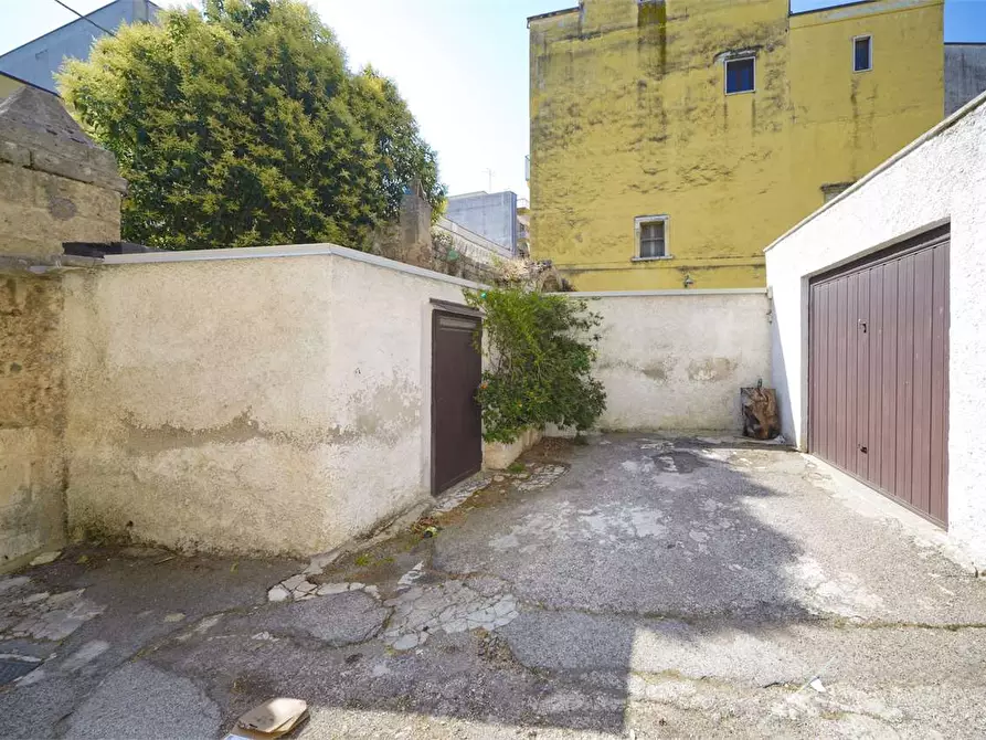 Immagine 34 di Casa indipendente in vendita  a Acquaviva Delle Fonti