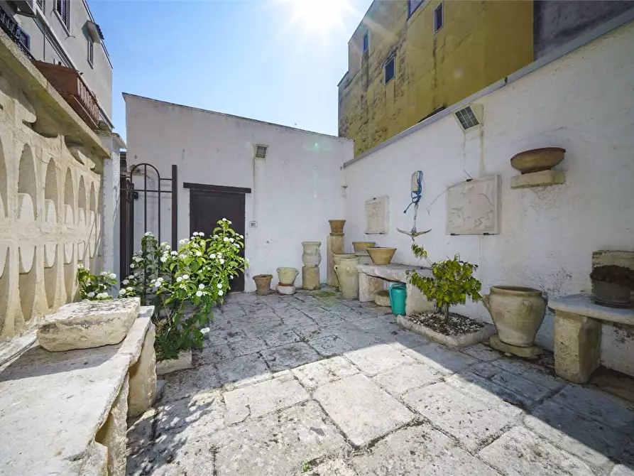 Immagine 33 di Casa indipendente in vendita  a Acquaviva Delle Fonti