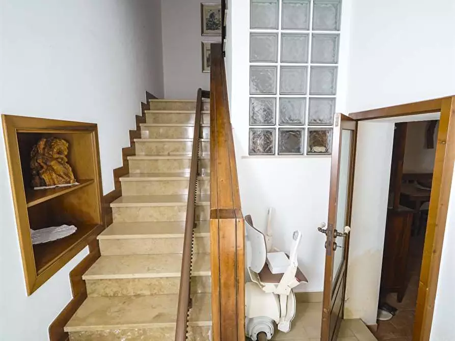 Immagine 13 di Casa indipendente in vendita  a Acquaviva Delle Fonti