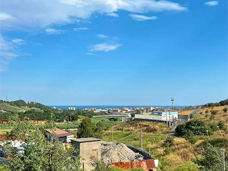 Immagine 9 di Appartamento in vendita  in via brigata  1\b a Catanzaro